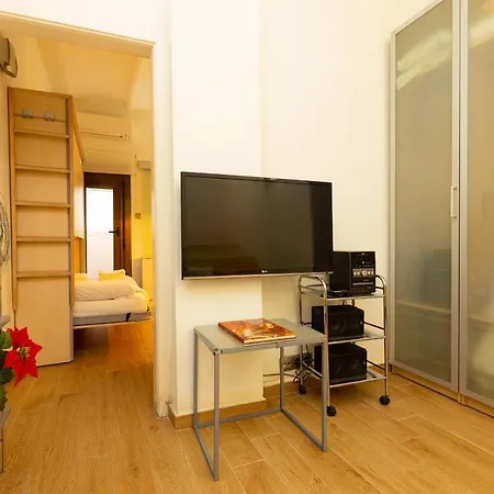 Apartment Aparteasy - *