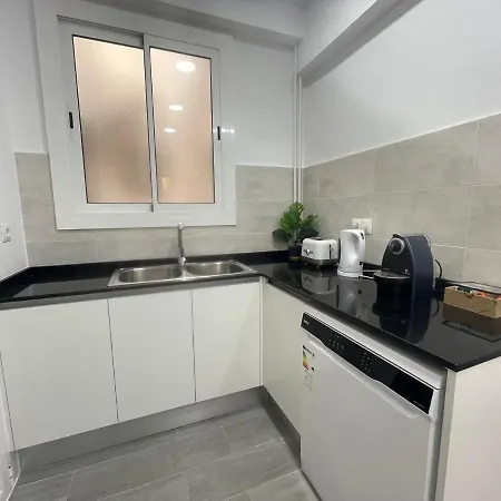 Family-friendly In 4bdr Appartamento Barcellona