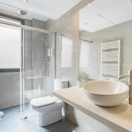 Aspasios Diagonal Art Apartment Barcelona