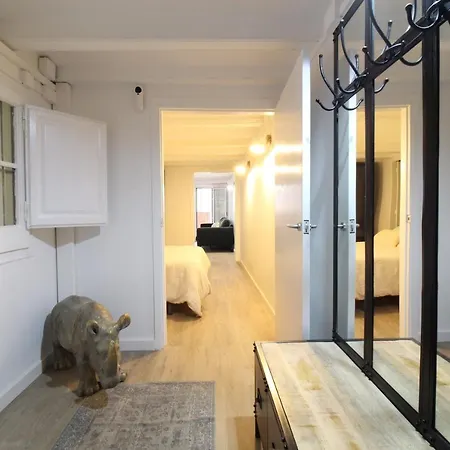 New Design In Center. Apartment *