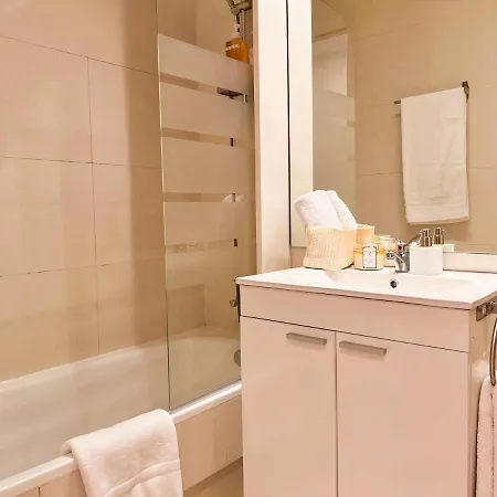 Sagrada Familia Experience Apartment