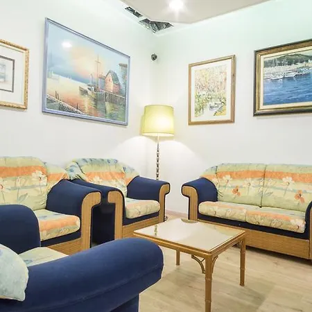 Cortes Rambla Hotel