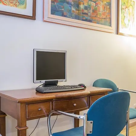Hotel Cortes Rambla