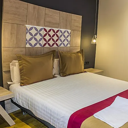 Boutique Hostemplo Sagrada Familia Ξενοδοχείο 3*
