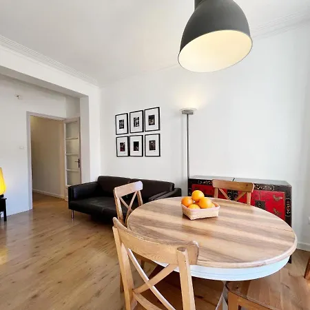 Casa Sagrada Familia Apartment Barcelona