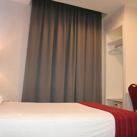Guest house Standbyme Ramblas Barcelona