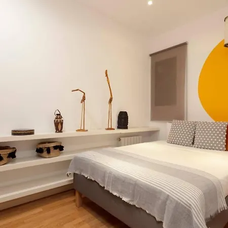 Centric 2 Bedroom With A Private Lovely Terrace Appartamento *