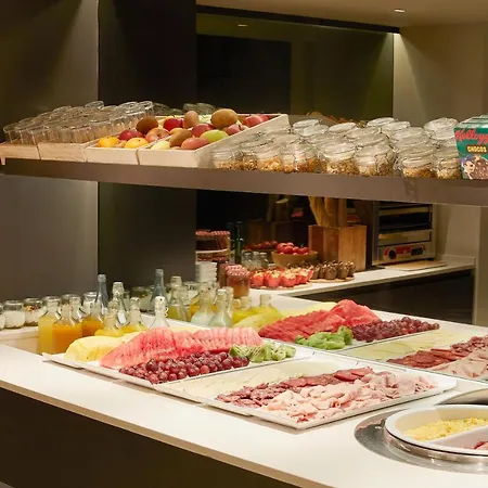 Hotel Denit 3*
