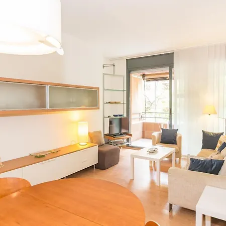 11jog1036 - Huge & Bright Train Station Apartamento Barcelona
