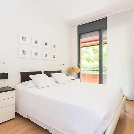 11jog1036 - Huge & Bright Train Station Apartamento