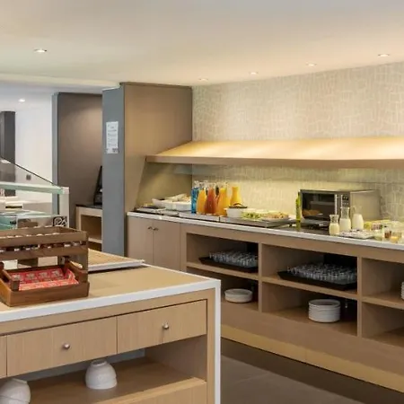 Ilunion Almirante Hotel