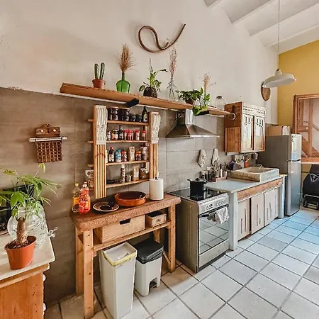 Privada, Casa Compartida Con Pareja Private Room, Shared House With A Couple Apartment *