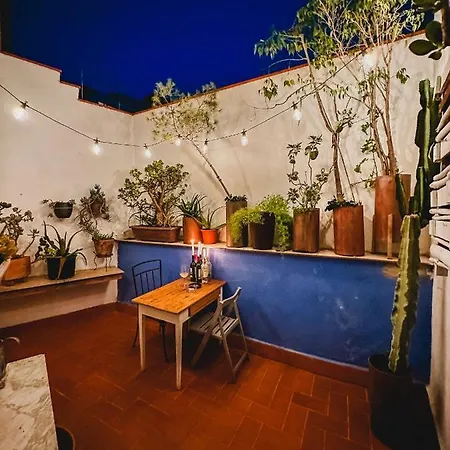 Privada, Casa Compartida Con Pareja Private Room, Shared House With A Couple Apartment