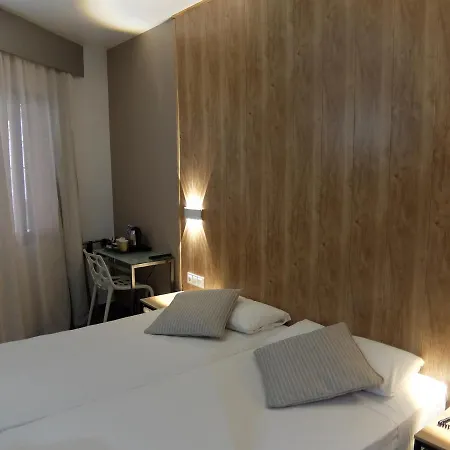 Medicis Hotel Barcelona