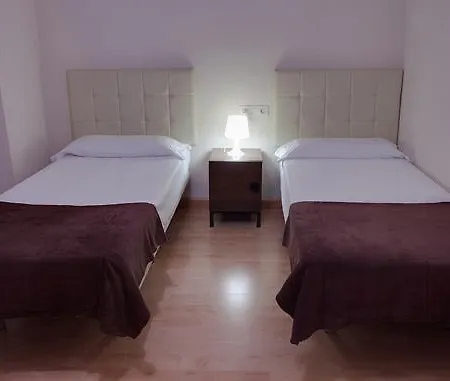 아파트 아파트먼트 빌라로엘 *