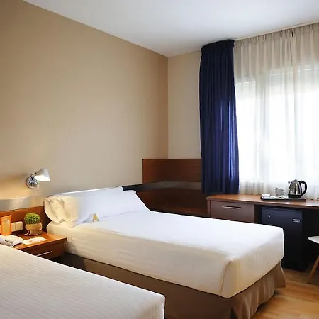 Tres Torres Atiram Hotel 3*