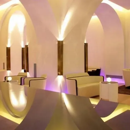 Отель Abac Restaurant Gl Monumento