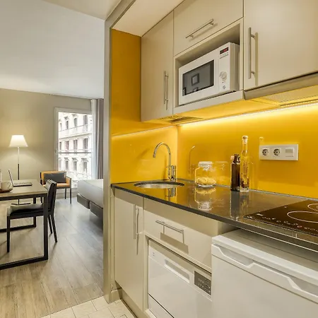 Citadines Ramblas 3* Барселона