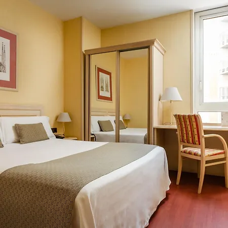Sunotel Aston 3*