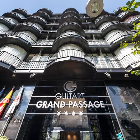 Отель Guitart Grand Passage