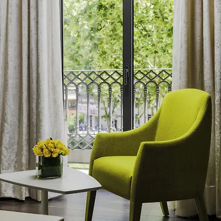 H10 Urquinaona Plaza (adults Only) Hotel 4*