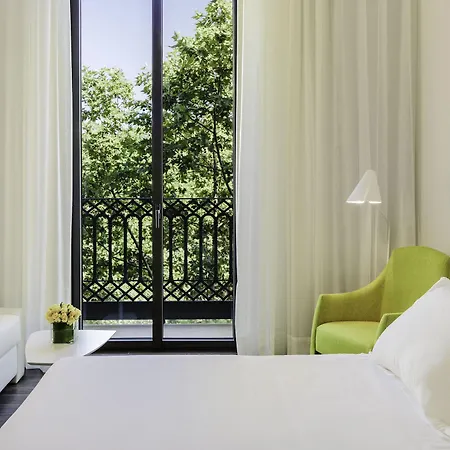 H10 Urquinaona Plaza (adults Only) Hotel