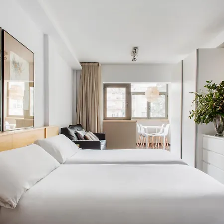 Aramunt Apartahotel 4*