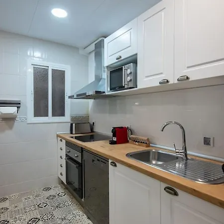 Appartement +25y Only, Family Flat Near The *