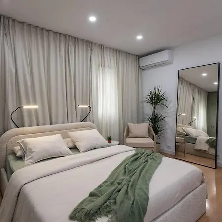 +25y Only, Family Flat Near The Barcelone