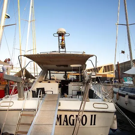 Magno Ii Boat Botel Sant Adria de Besos