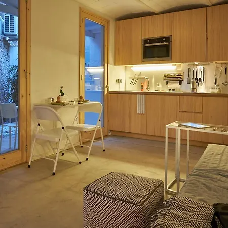 Lägenhet Luxury 1br With Patio Near The *