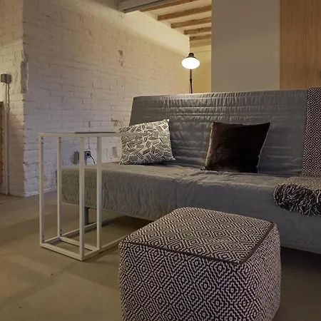 Lägenhet Luxury 1br With Patio Near The Barcelona