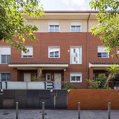 Holiday home Centric Gran Via Fira Montjuic