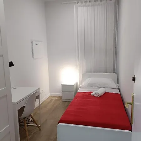 Sant Jordi Pisos - Dos De Maig * Barcelona