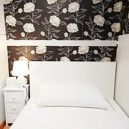 Small Single Private Center City