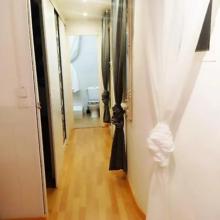 Small Single Private Center City Guest house *