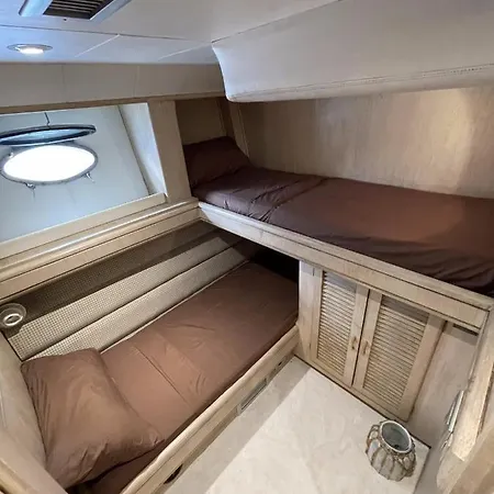 Hotel en barco Yacht Sotavento *