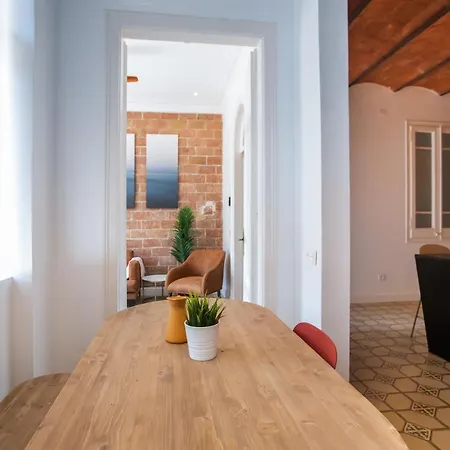 Apartment Tendency Miro 8