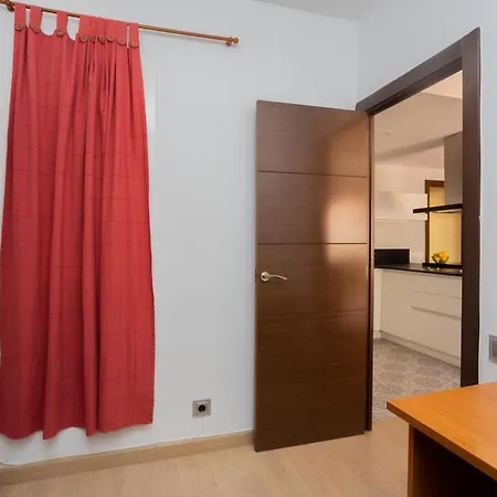 Sunny Beachside Haven 2 Bd In The Marina District * Барселона