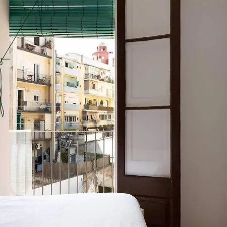 Apartment 22par1006 Newly Refurbished 2bed In Paral *
