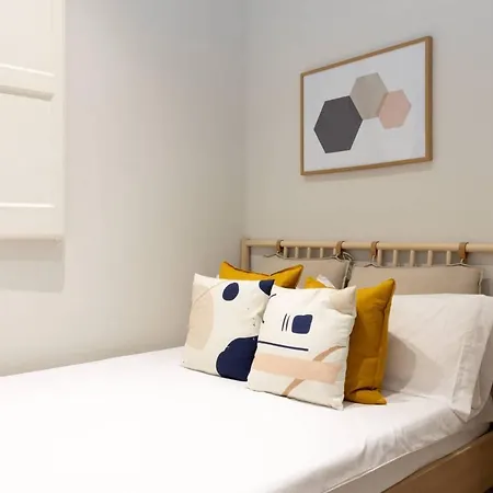 22par1006 Newly Refurbished 2bed In Paral Apartment Barcelona