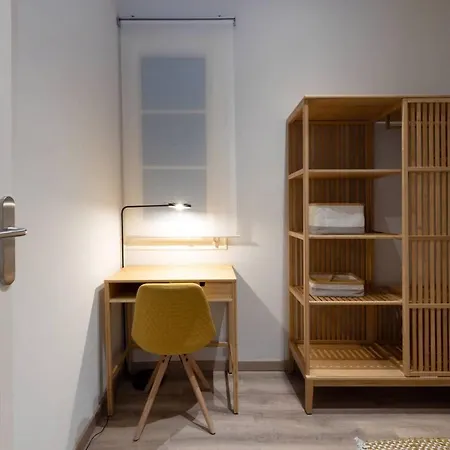 Apartment 22par1006 Newly Refurbished 2bed In Paral Barcelona