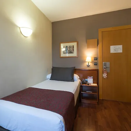 Catalonia Castellnou Otel Barselona