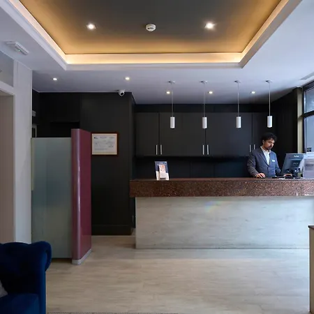 Catalonia Castellnou Otel
