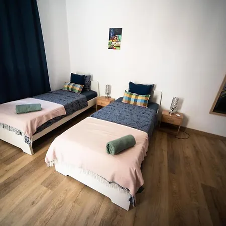 By Port Vell Rooms Hostel *