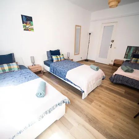 By Port Vell Rooms Hostel Barcelona
