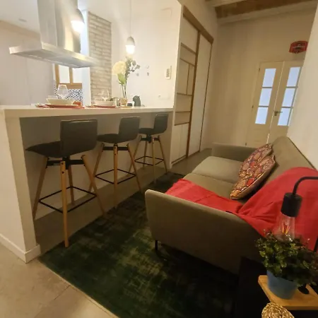 Private In Gothic Hostel *