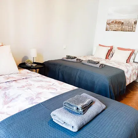 By La Pedrera - Diagonal Hostel *