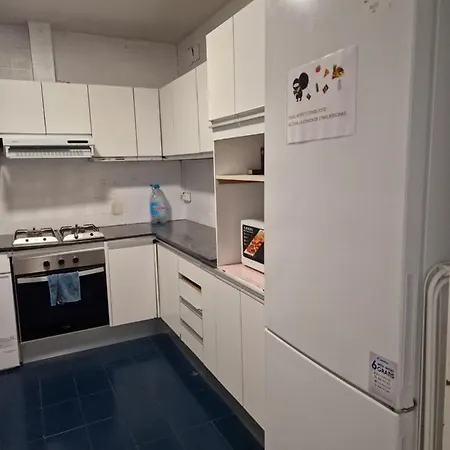 By Eixample Hostal *