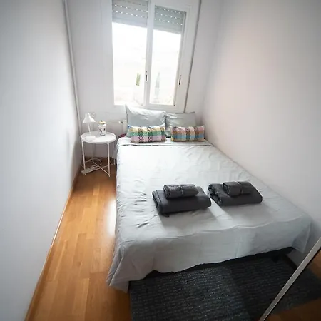 Hostel Traditional In Eixample Barcelona